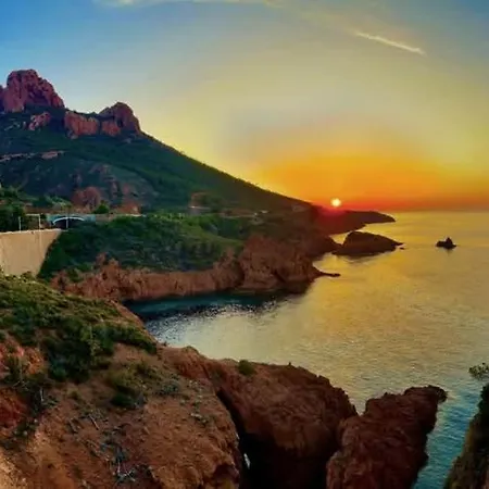 Cap Esterel - Duplex Avec 2 Terrasses Dont Tropezienne, Piscines Et Loisirs Apartment *