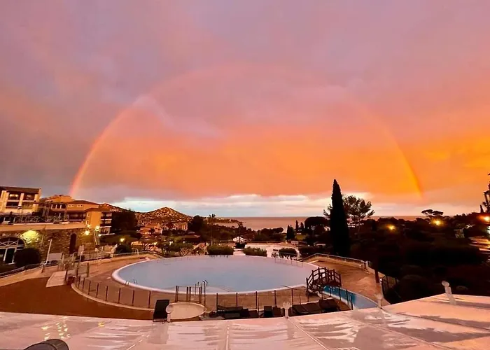 Cap Esterel - Duplex Avec 2 Terrasses Dont Tropezienne, Piscines Et Loisirs