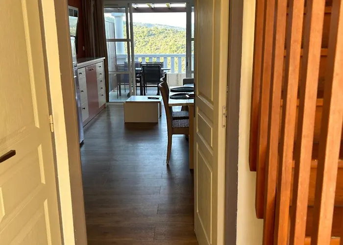 Cap Esterel - Duplex Avec 2 Terrasses Dont Tropezienne, Piscines Et Loisirs Saint-Raphaël